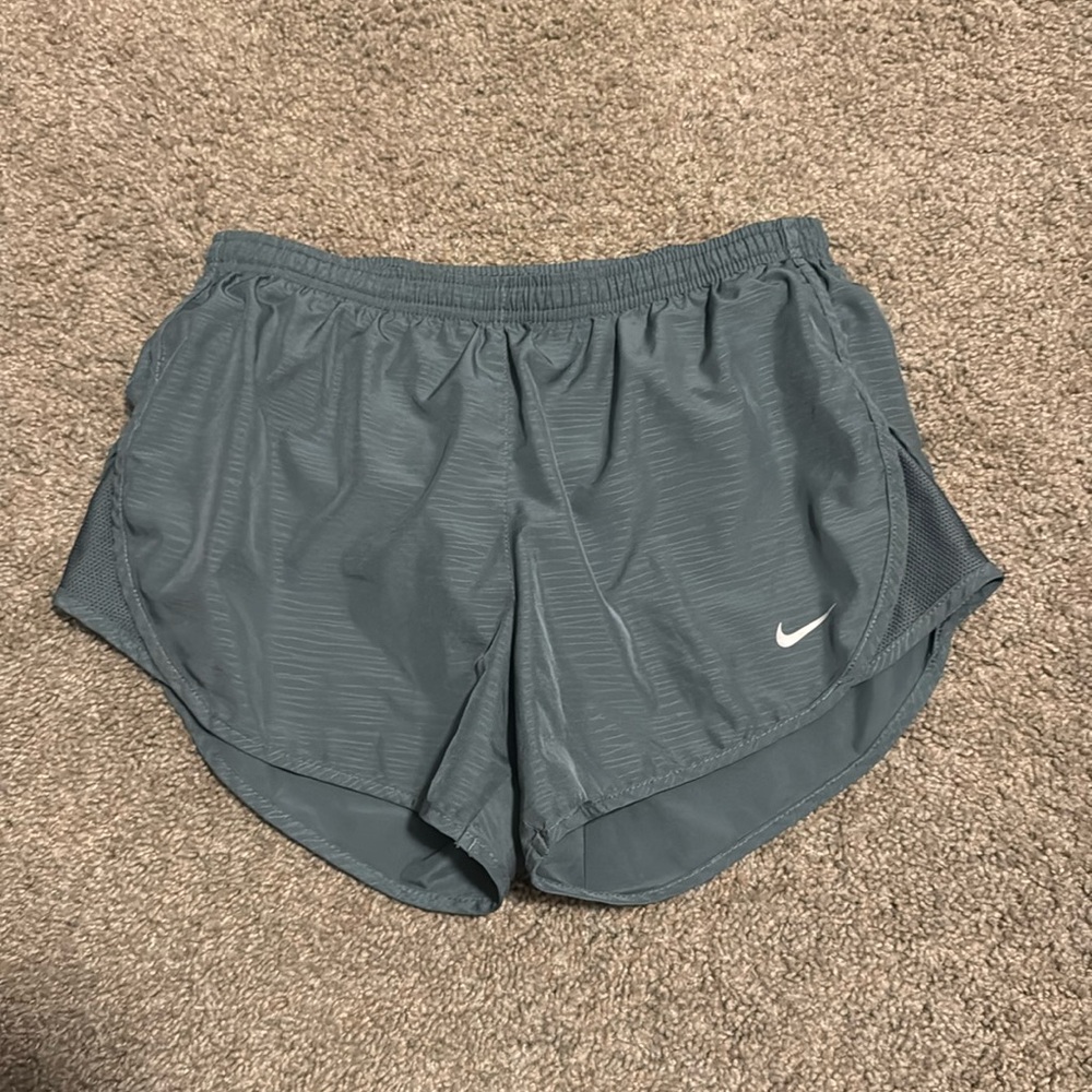 Nike running shorts - army green